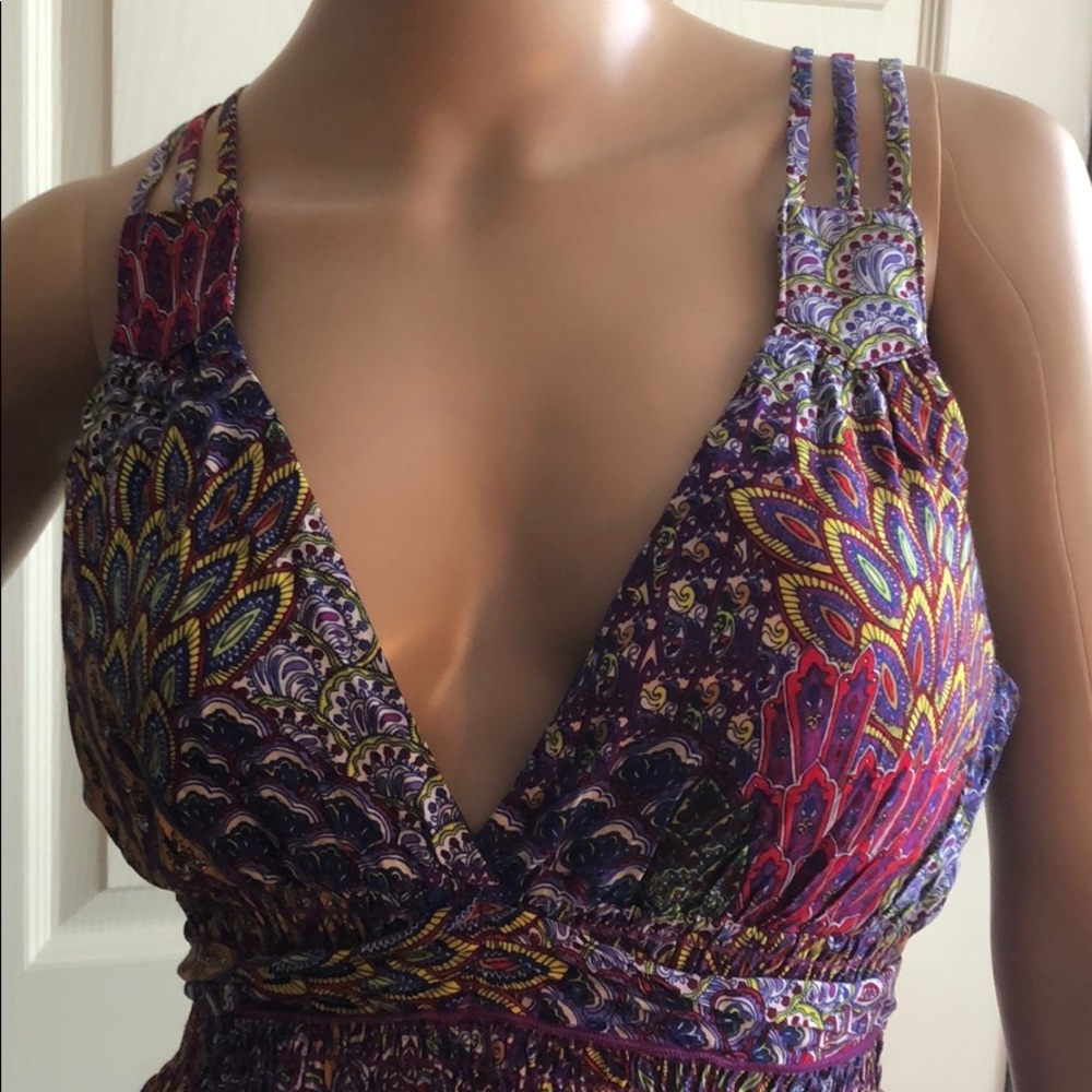 V-neck Colorful Dress - Picture 2 of 6